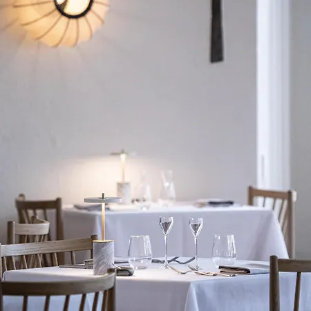 Fakkelgaarden & Restaurant فندق 4*