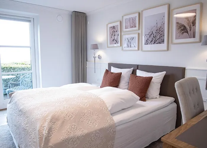 Fakkelgaarden & Restaurant 4*