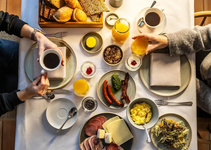 Fakkelgaarden & Restaurant 酒店